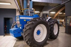 EA - Mon tracteur Le Ford County 1454 de Luc et Kamiel Stuer
