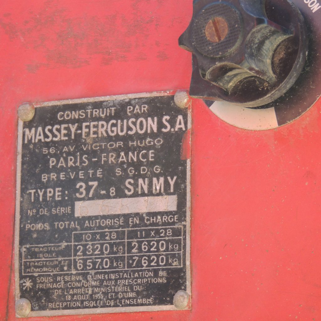 Le Massey Ferguson 37 enambeur de Guy Lambert