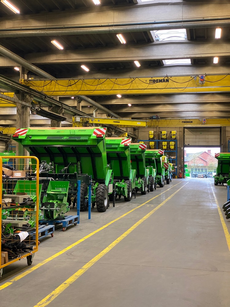 AVR usine visite : Fabrication des planteuses AVR