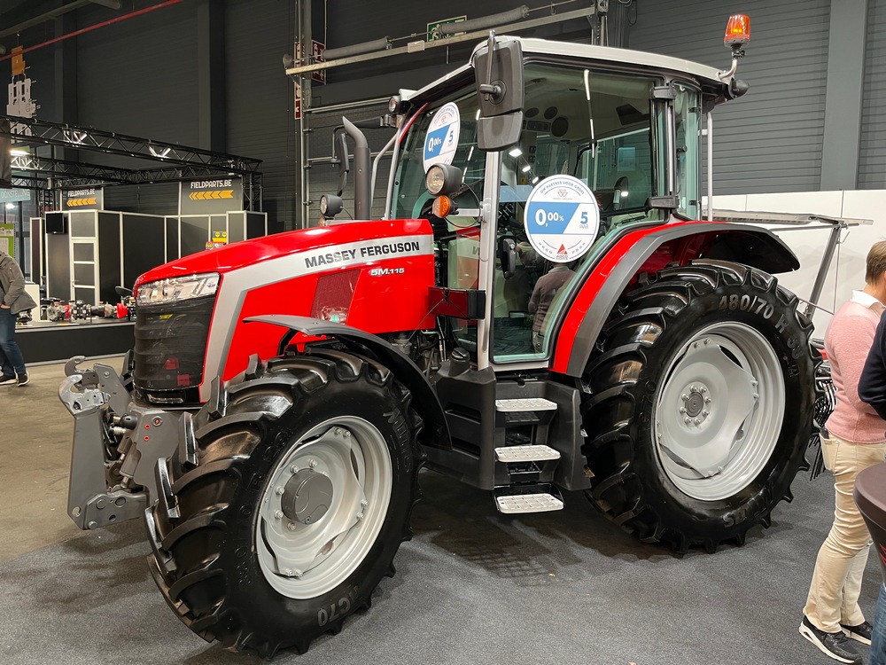 Massey Ferguson 5M