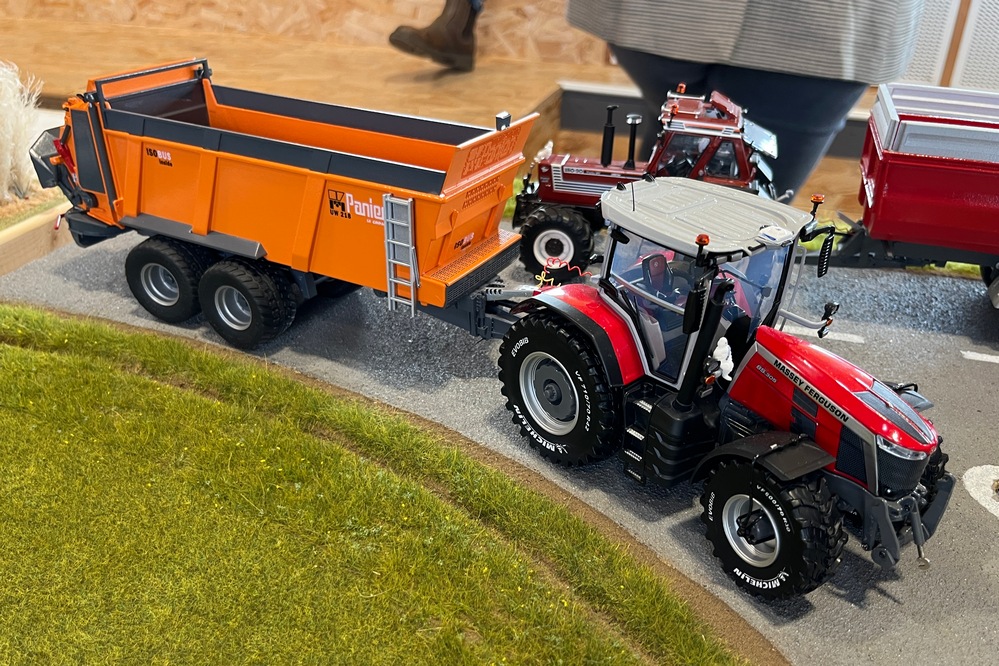 Exposition Pévèle Agri Mini 2025 - Panien UW 218
