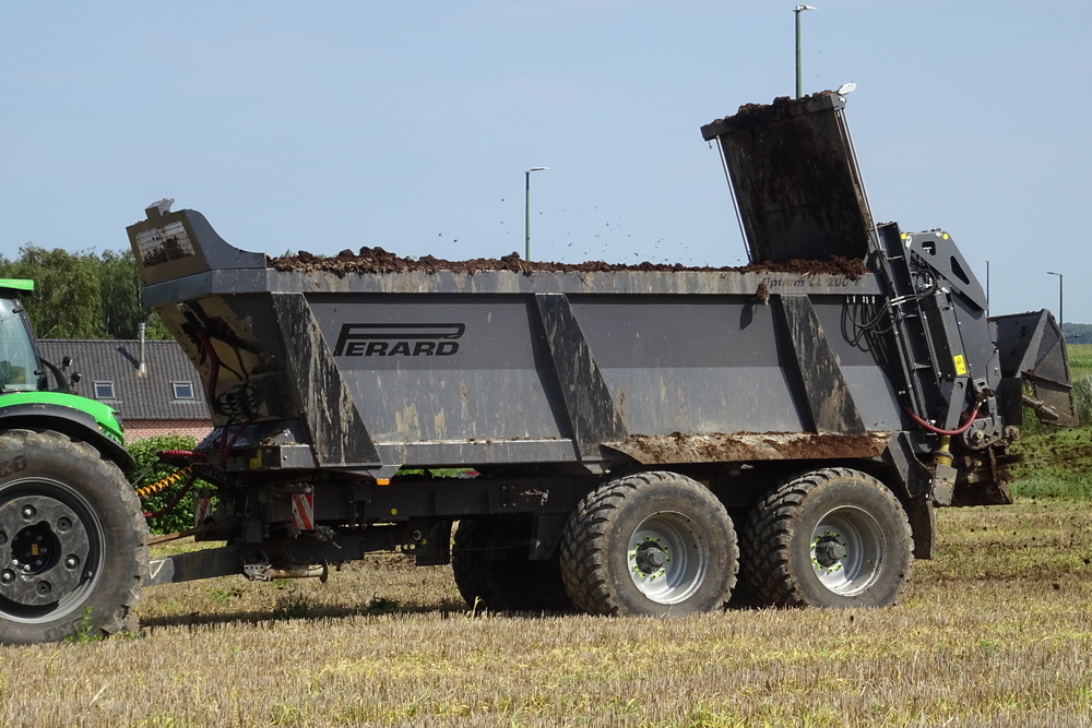 Perard Optium CL 200-T : Un épandage précis et homogène