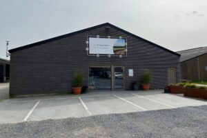 Associer robot de traite avec le pâturage tournant, c’est possible ! Ferme Bossut-Decuypere Gauthier et Aurore