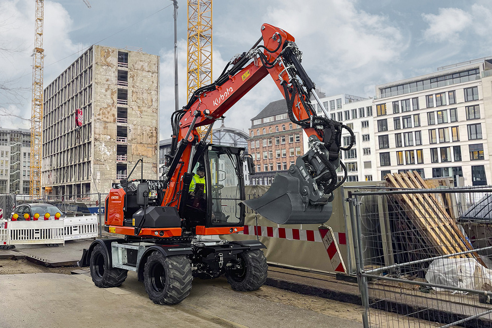 Kubota et Liebherr annoncent un partenariat pour la fourniture de pelles sur pneus