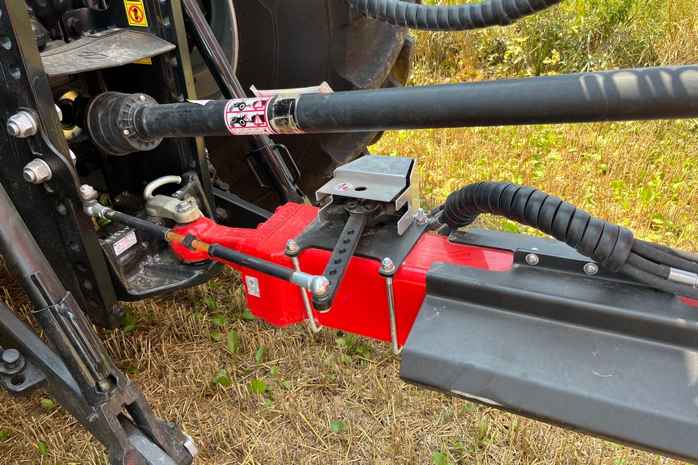 Le système breveté Hydroforce est utilisé pour orienter les roues dans les virages.