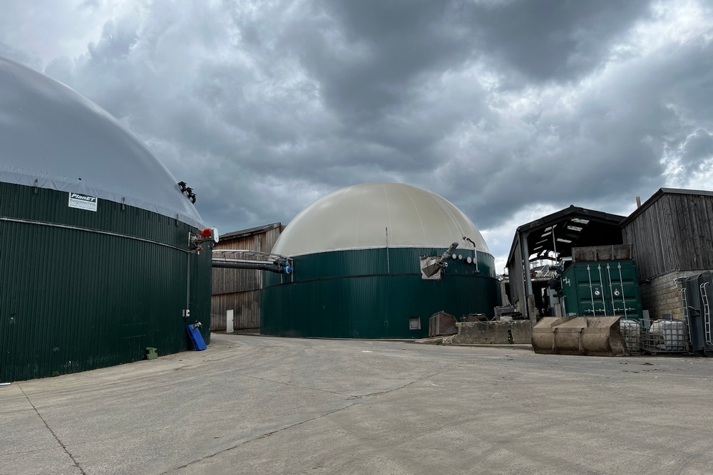 Gebrüder Lenges dispose de 3 digesteurs principaux qui permettent de recycler des déchets pour produire du biogaz.