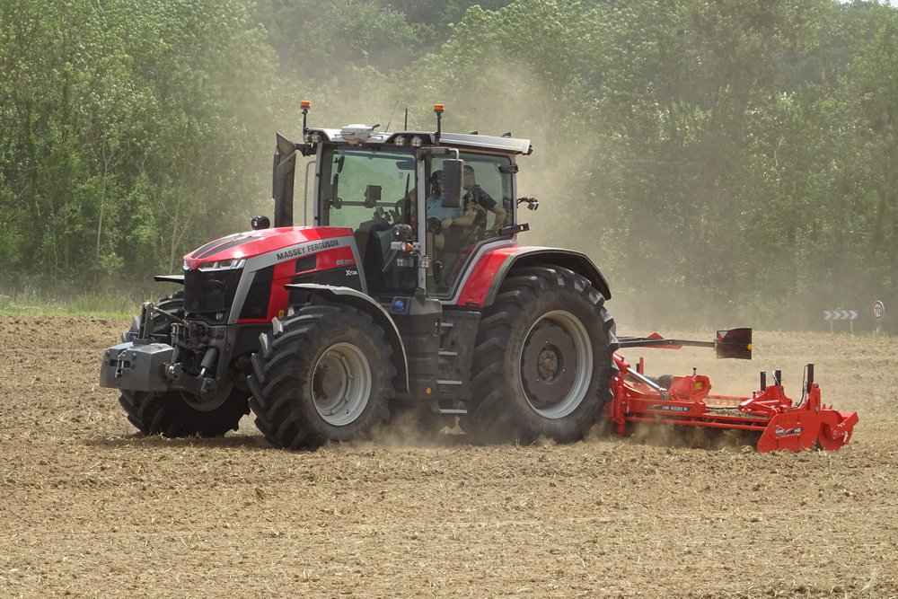 Massey Ferguson MF 8S Xtra