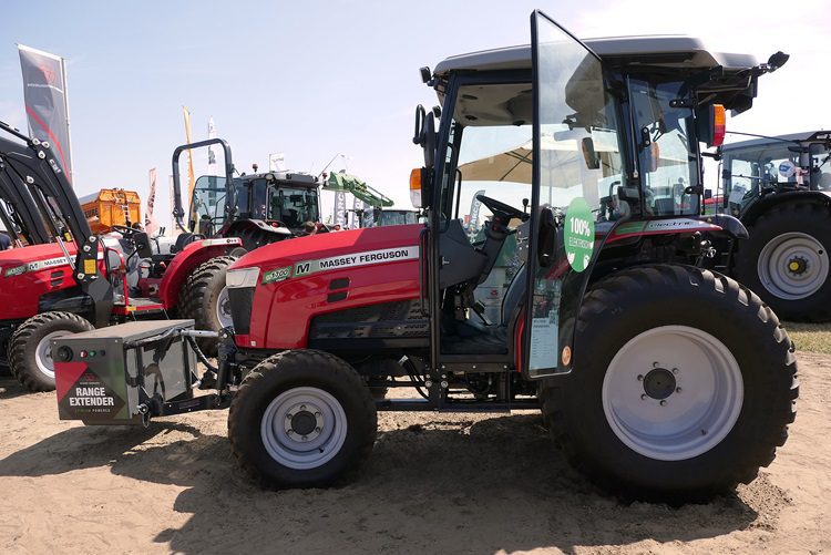 Massey Ferguson e-1700
