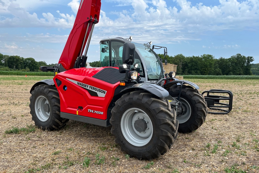 Une nouvelle transmission à variation continue pour les télescopiques Massey Ferguson, la Dyna-CT