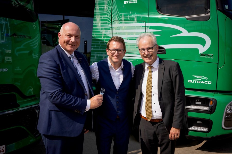 Transport vert : Eutraco déploie la plus grande flotte électrique du pays