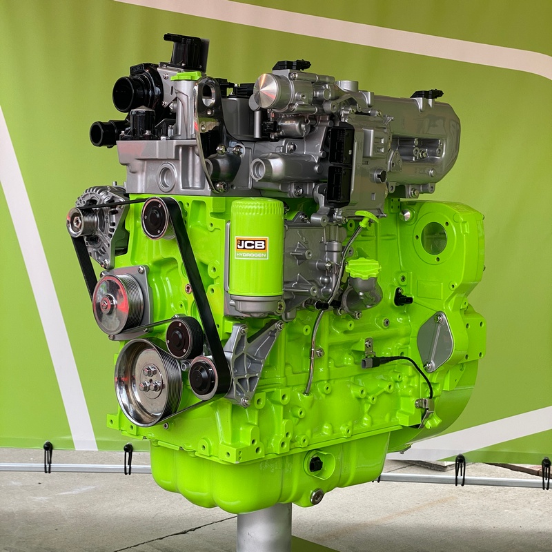 JCB a remporté le Green Award avec son moteur à combustion interne alimenté à l'hydrogène.