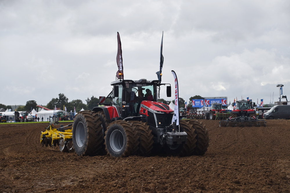 Tout simplement impressionnant : ce Massey Ferguson 9s.425.