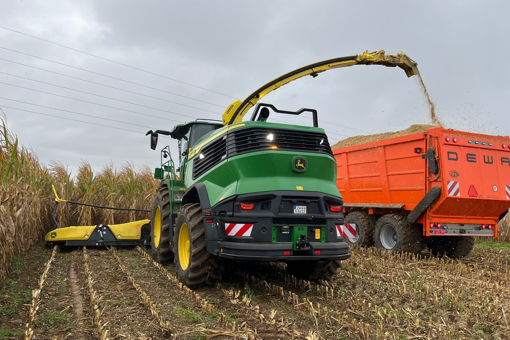 Cofabel a présenté la nouvelle ensileuse F9 récemment lancée.