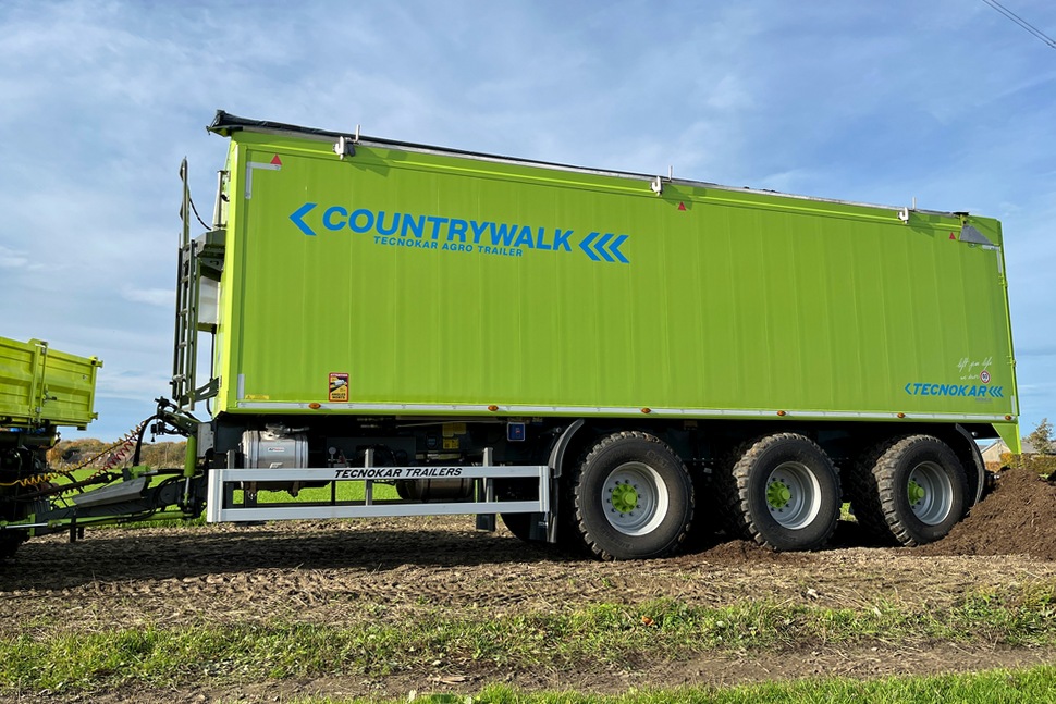 Le Tecnokar Countrywalk atteint 60 km/h tout en garantissant un confort et une stabilité exceptionnels.