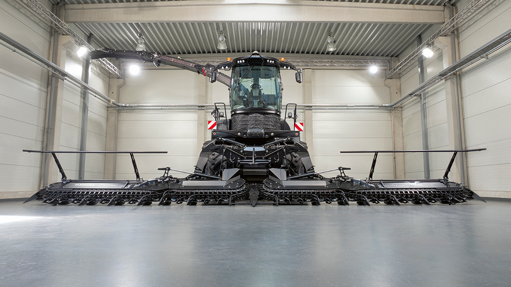 La nouvelle tête de récolte XCollect a une largeur de travail de 12 mètres, soit 16 rangs espacés de 75 cm. 