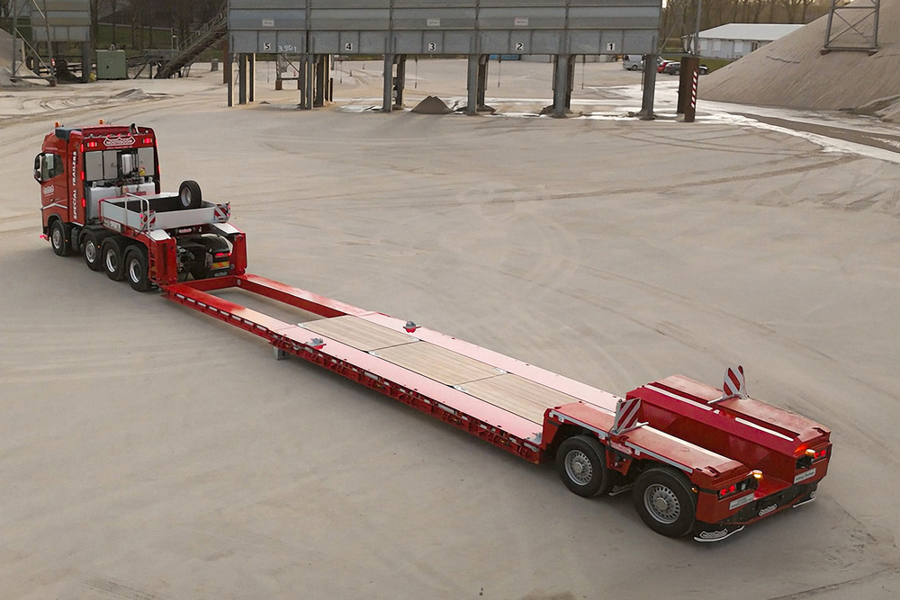 Nooteboom présente son EURO-PX3, 2 essieux à Solutrans, à Lyon