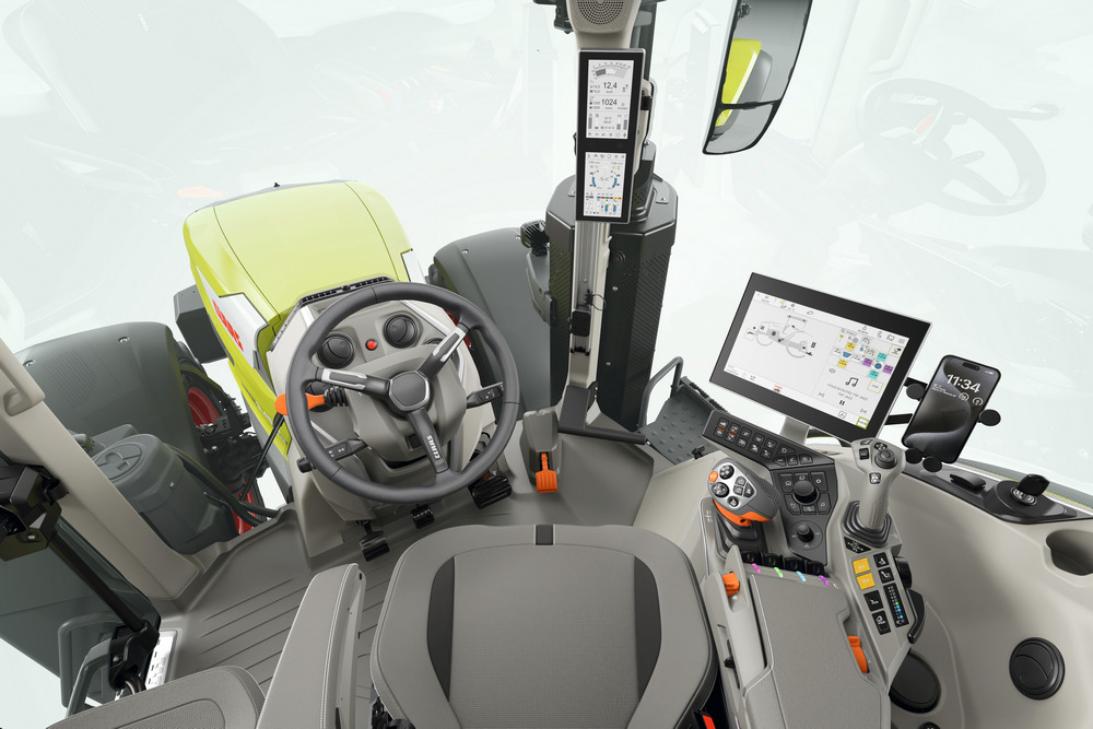 La cabine des nouveaux Axion Série 9 a été entièrement réinventée.