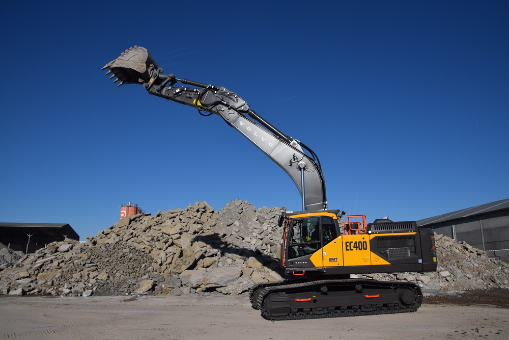 La Volvo EC400 de la série F est désormais équipée, entre autres, d’un accès sécurisé.