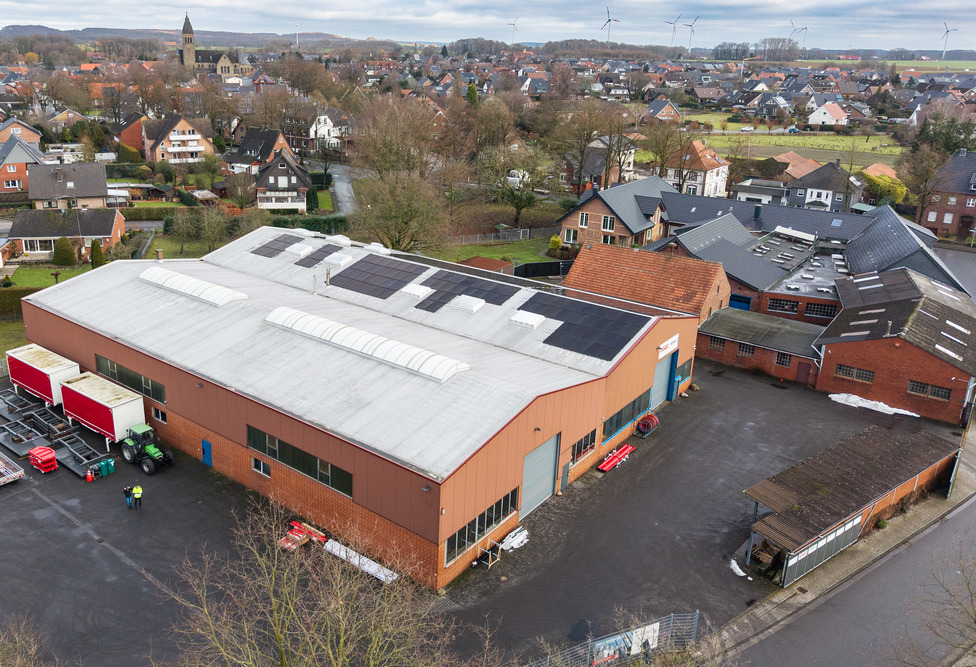 Krampe Fahrzeugbau à Lette, 2026. Les anciens halls de production sont remis en service.