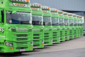 L’entreprise familiale Transport Roosens, implantée dans le port d’Anvers, a récemment réceptionné le dernier véhicule d’une commande de dix nouveaux Scania