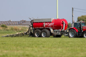 La tonne Dezwaef de Dennis Brusselle figure sans doute parmi les plus connues du Royaume, ayant été primée lors du salon Agribex 2025.