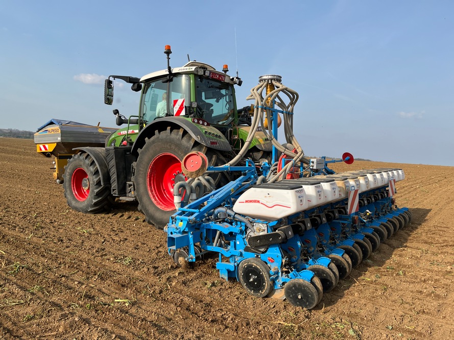 Le Monoshox NG PLUS M offre une bonne régularité de la profondeur de semis.