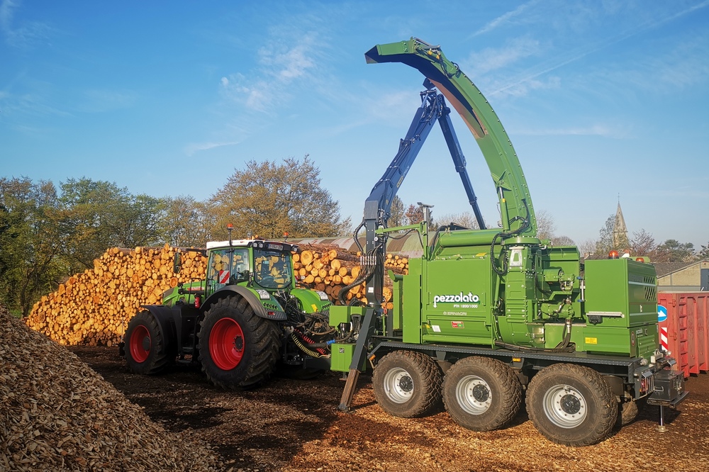 Un broyeur à plaquettes nécessite une maintenance plus approfondie après un à deux jours de broyage, selon la qualité du bois travaillé.
