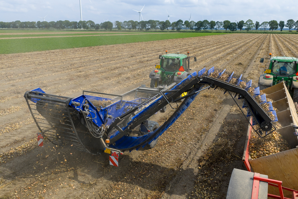 SU-Tech améliore le nettoyage des oignons avec sa nouvelle chargeuse