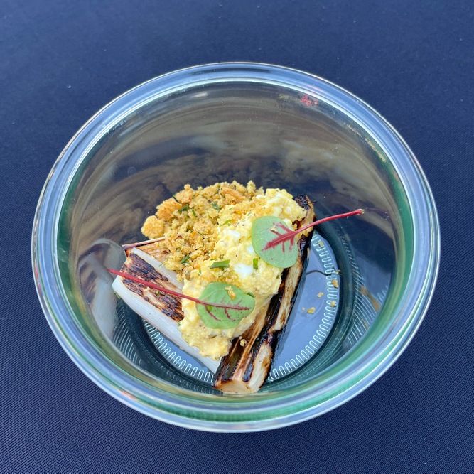 Il est possible d’intégrer les asperges dans de nombreuses recettes et de cuisiner ce légume de différentes manières, comme par exemple au barbecue.