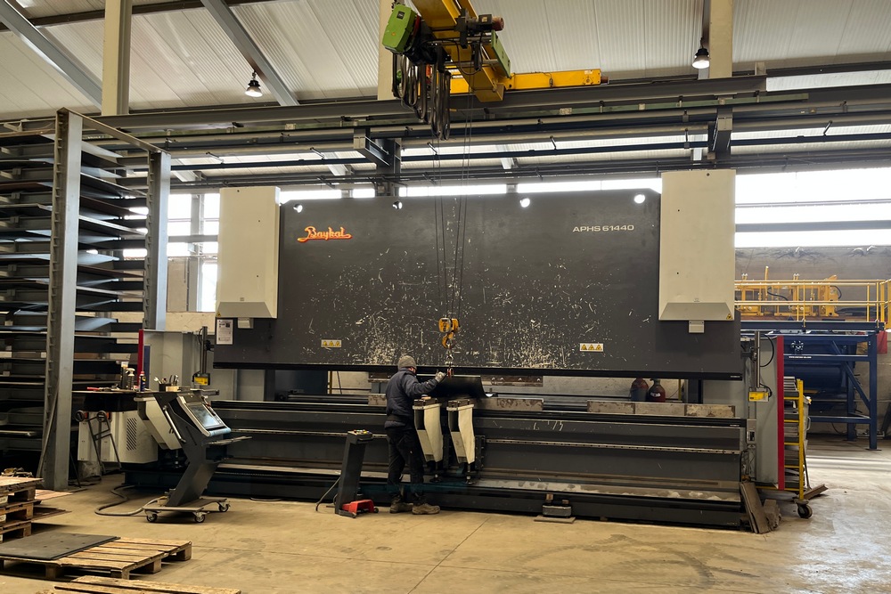 18 personnes travaillent dans l’atelier de Warzée sa et ce sont environ 150 machines qui sont produites chaque année.