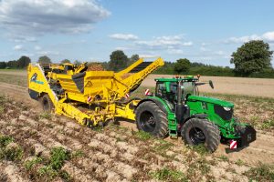 Un système intelligent de direction pour l’arracheuse de pommes de terre Ropa Keiler 2 RK22