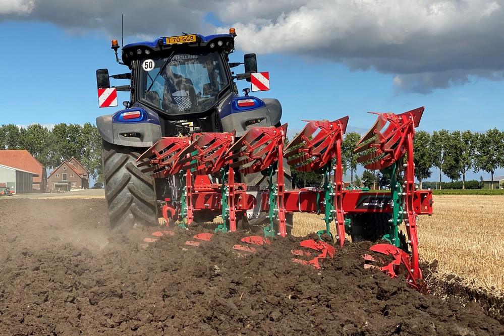 Kverneland fête ses 25 ans de distribution au Benelux
