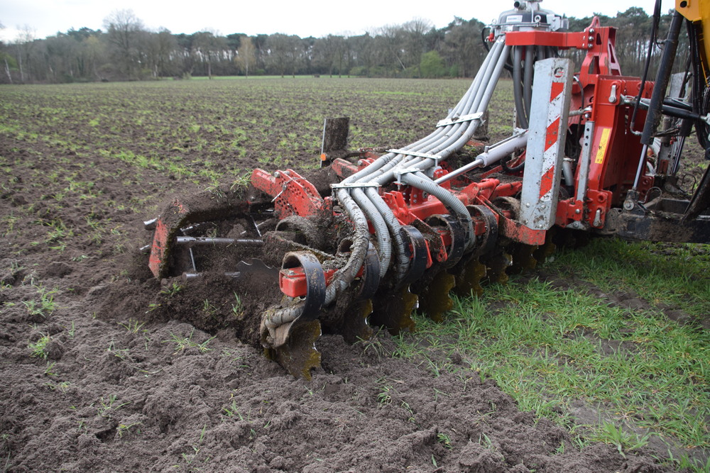 L’injecteur Evers Toric Compact présente une construction compacte tout en assurant une bonne circulation de la terre.