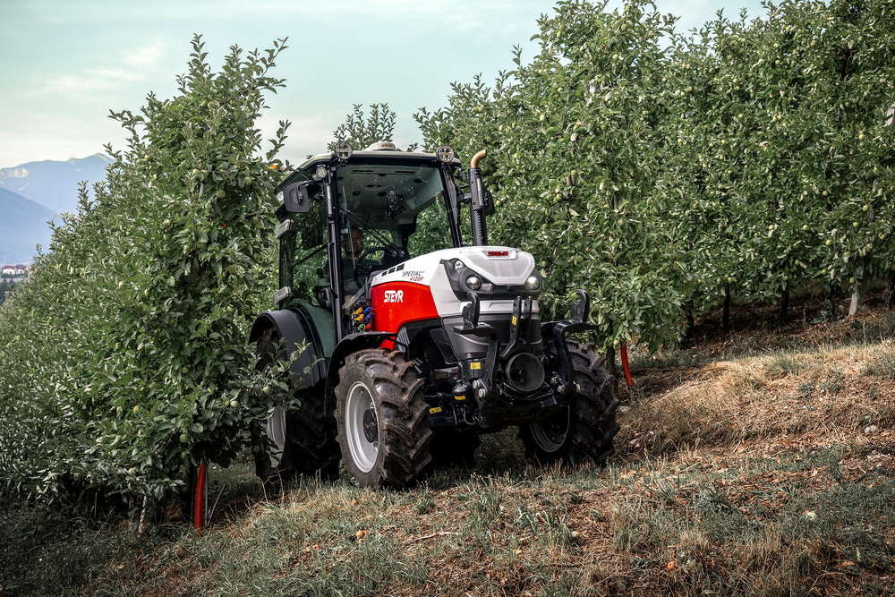 Le Steyr Spezial F CVT peut être équipé d’un pack complet et intégré dédié à l’agriculture de précision.
